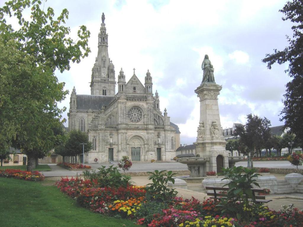 Villanna Saint Anne-dʼAuray Exteriör bild